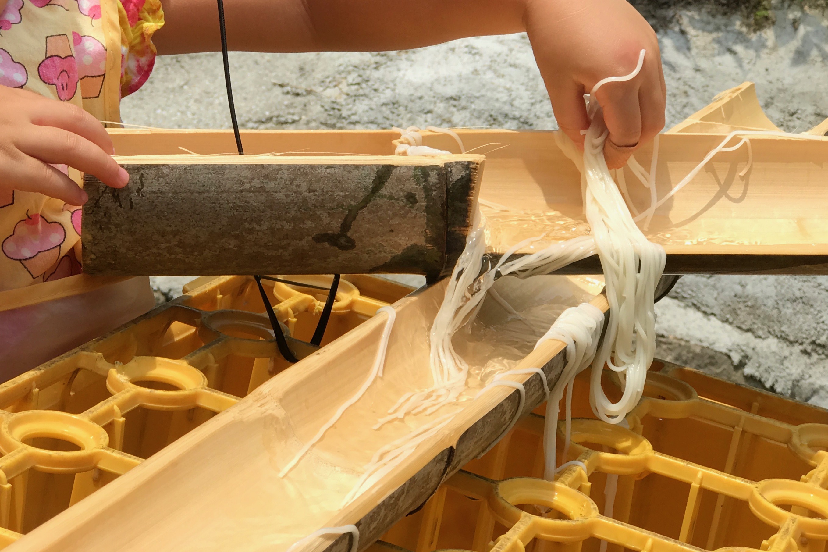 松陰神社のレンタルスペース みんなのじっか で流しそうめんイベント開催 7 27 10 00 13 00 三茶散歩